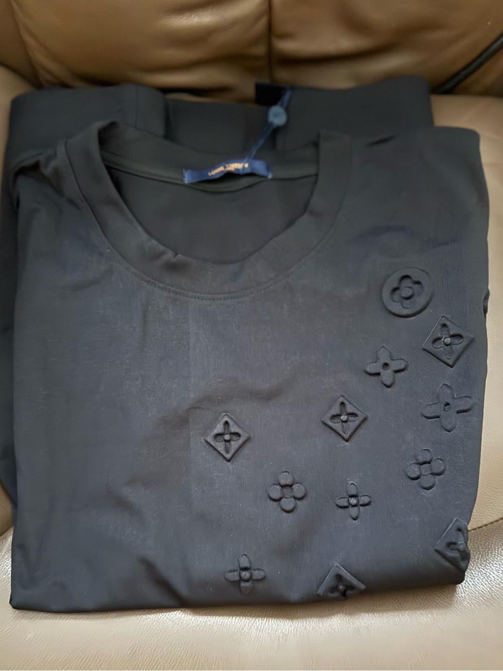 Men's Embossed Logo Short Sleeve Crew in Black